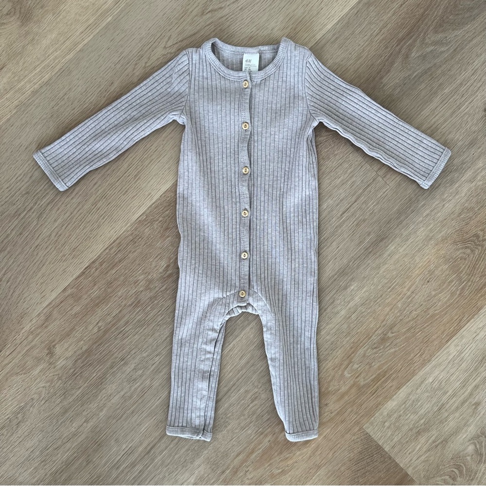 H&M Ribbed Kids Button Up Onesie